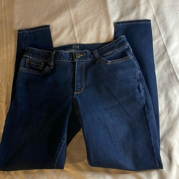 A.N.A Stretch Skinny Jeans Size 10..& 29"inseam. Excellent Condition! - Picture 4 of 6